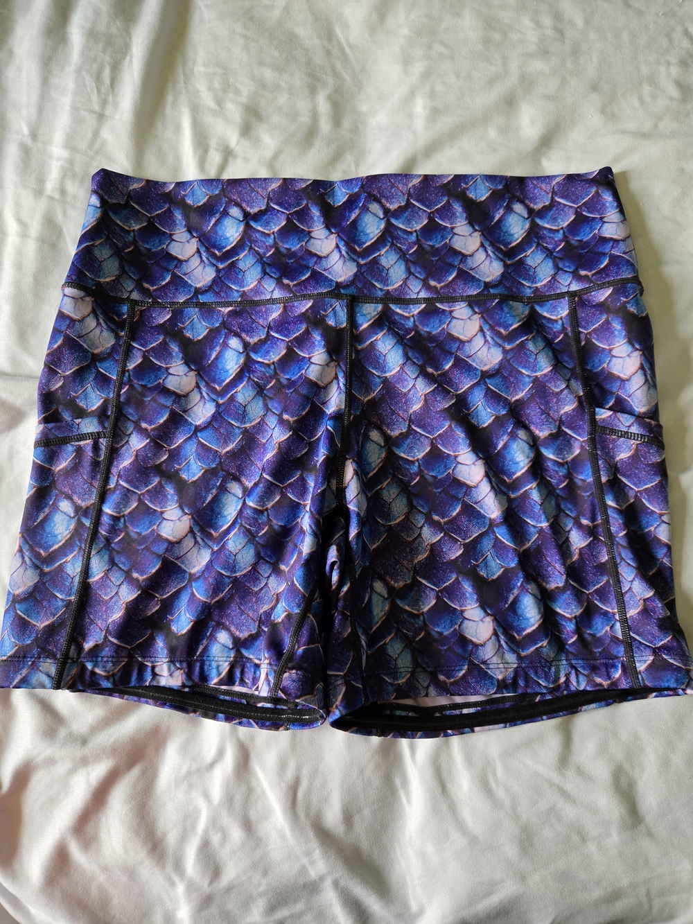 Constantly Varied Gear Purple & Blue Mermaid-Scale 5" Shorts